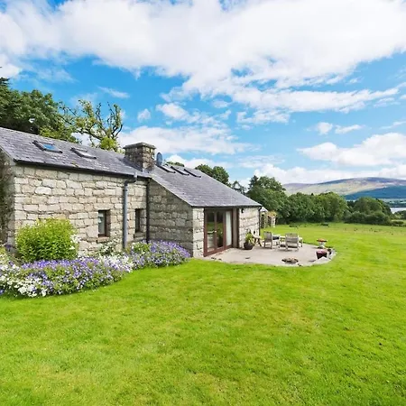 Holiday home The Studio On The Lakes